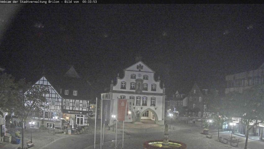 Archiv Foto Webcam Rathaus und Marktplatz Brilon