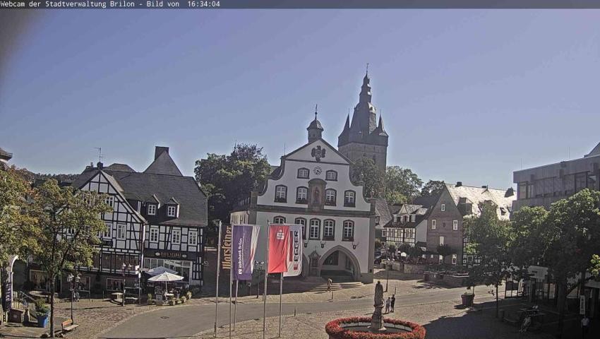 Archiv Foto Webcam Rathaus und Marktplatz Brilon