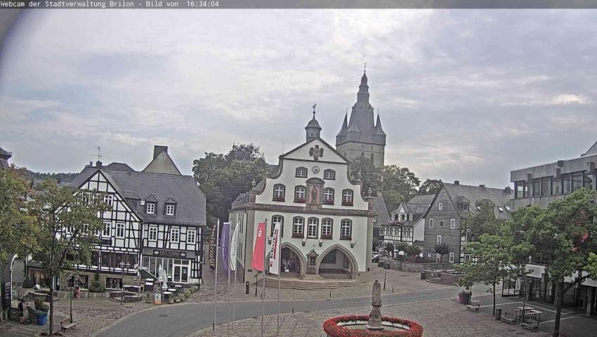 Archiv Foto Webcam Rathaus und Marktplatz Brilon
