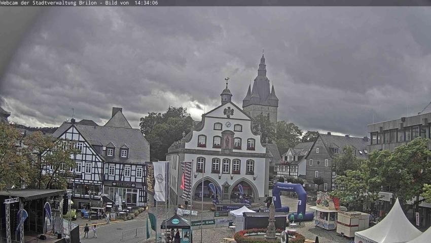 Archiv Foto Webcam Rathaus und Marktplatz Brilon