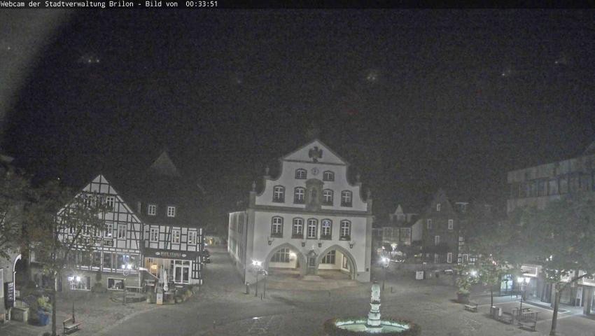 Archiv Foto Webcam Rathaus und Marktplatz Brilon