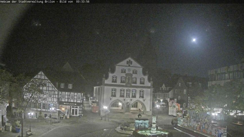 Archiv Foto Webcam Rathaus und Marktplatz Brilon