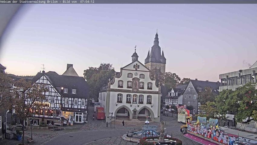 Archiv Foto Webcam Rathaus und Marktplatz Brilon