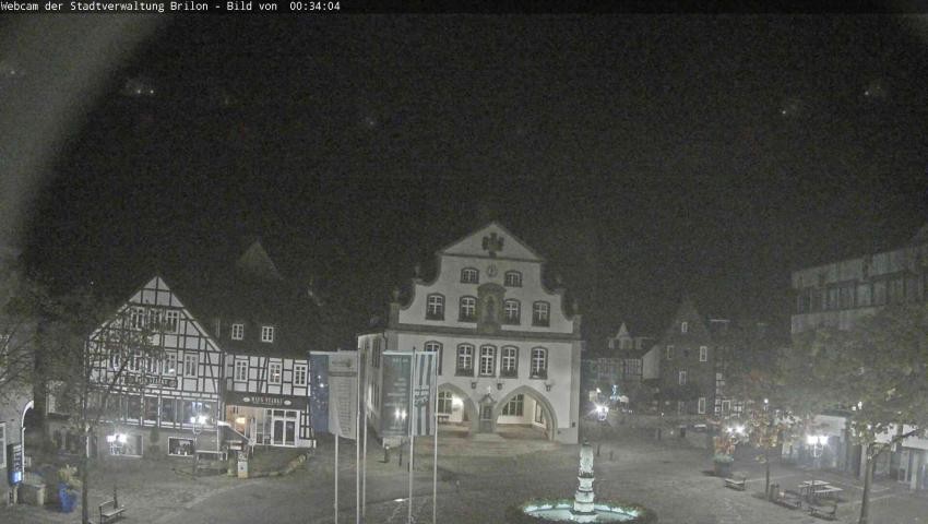 Archiv Foto Webcam Rathaus und Marktplatz Brilon