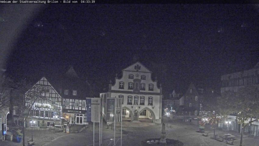 Archiv Foto Webcam Rathaus und Marktplatz Brilon