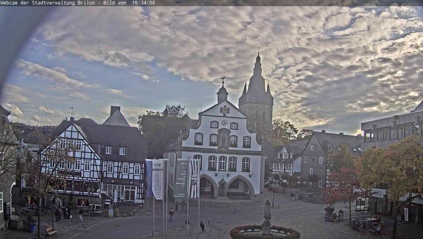 Archiv Foto Webcam Rathaus und Marktplatz Brilon