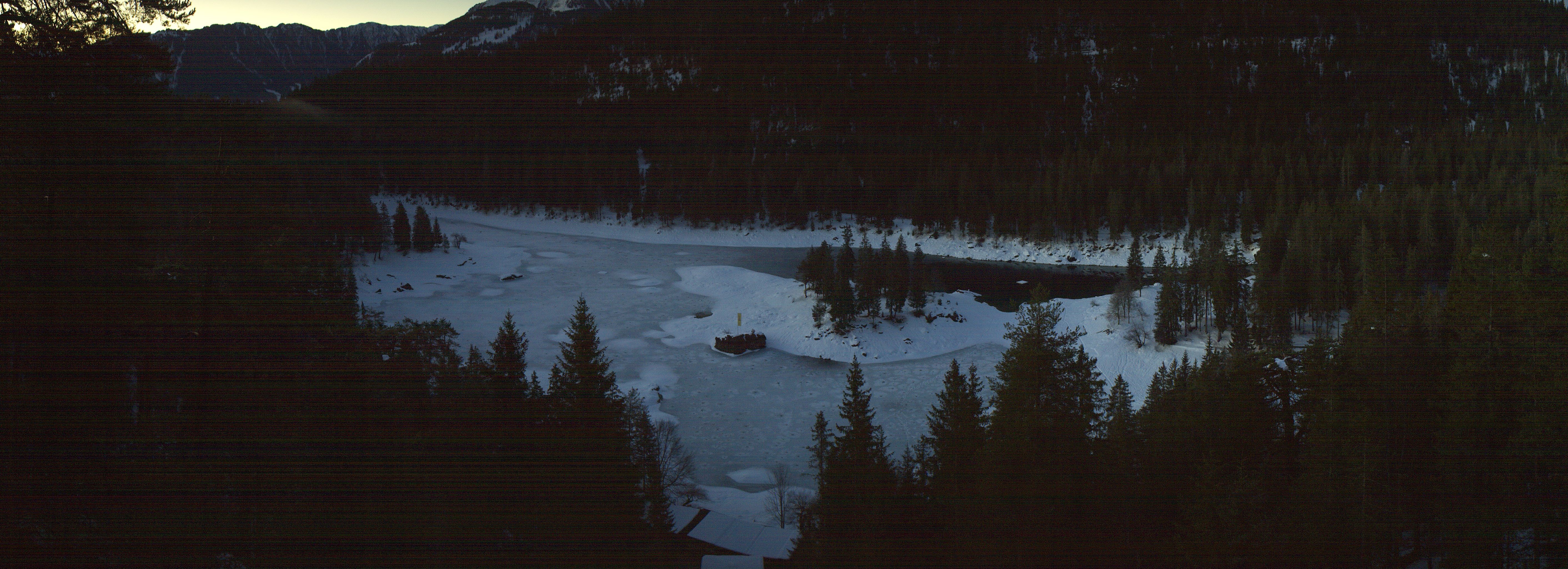 Archiv Foto Webcam Flims: Caumasee