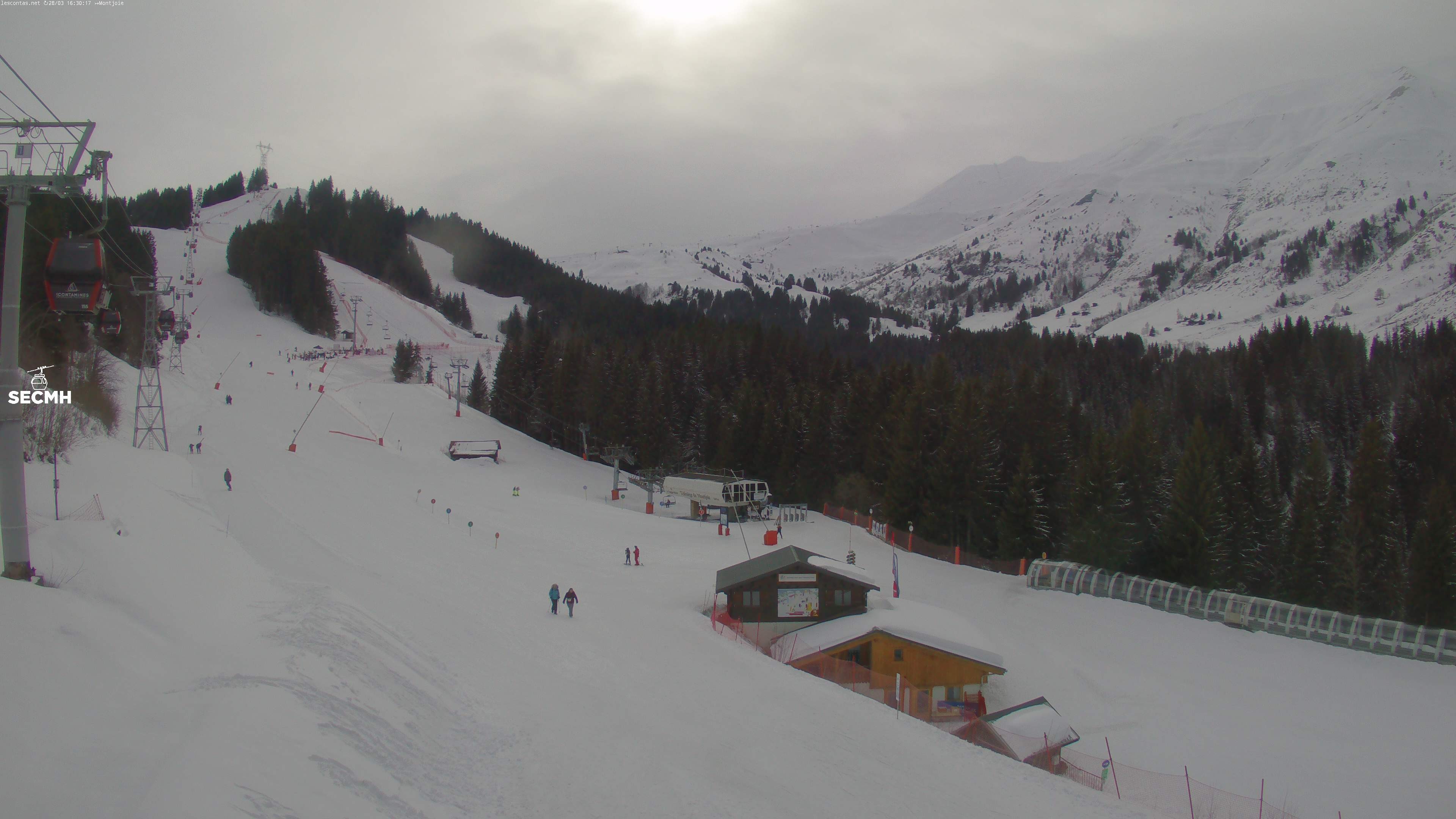 Archived image Webcam Les Contamines Montjoie: L'Etape