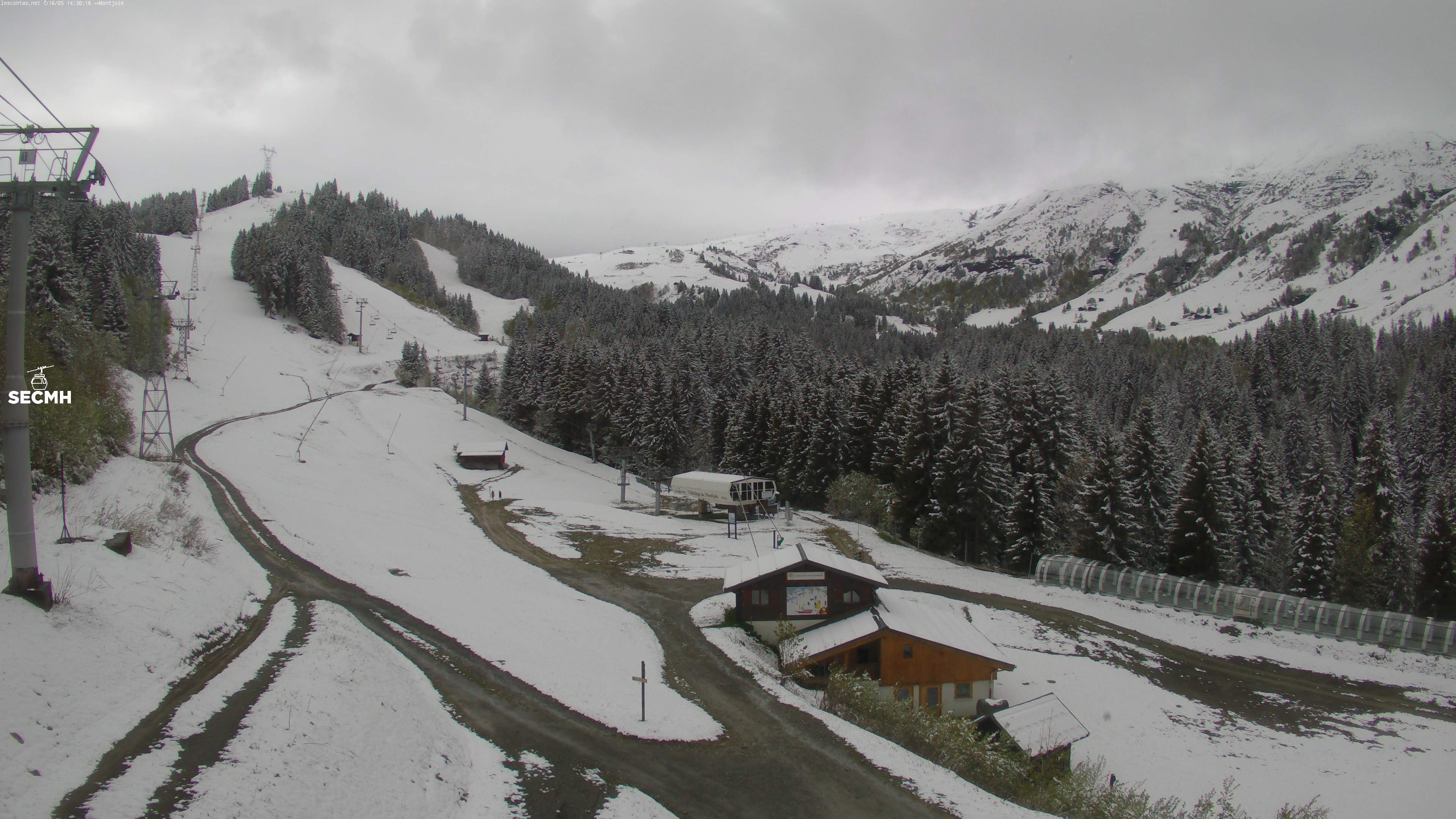 Archived image Webcam Les Contamines Montjoie: L'Etape