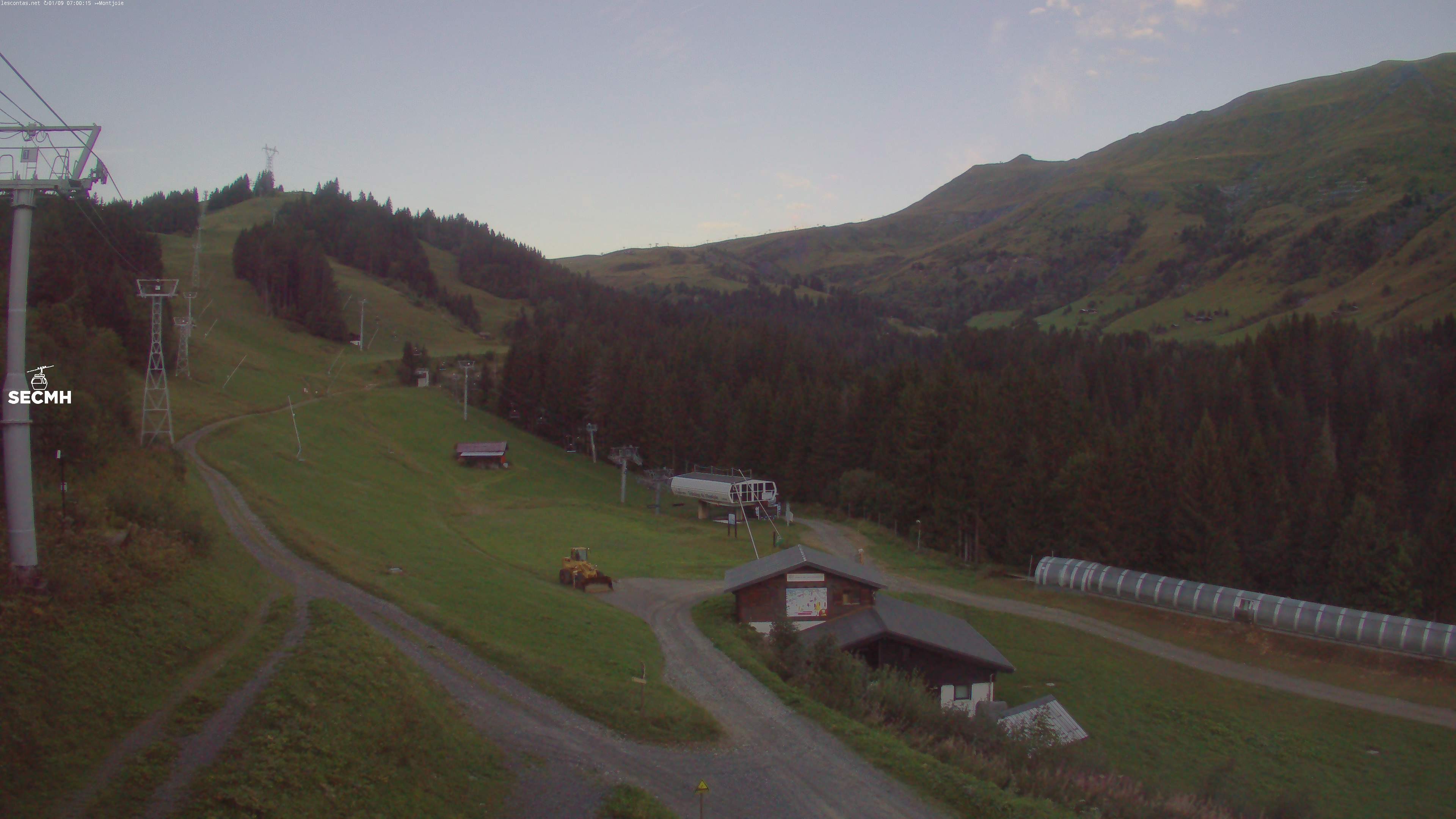 Archived image Webcam Les Contamines Montjoie: L'Etape