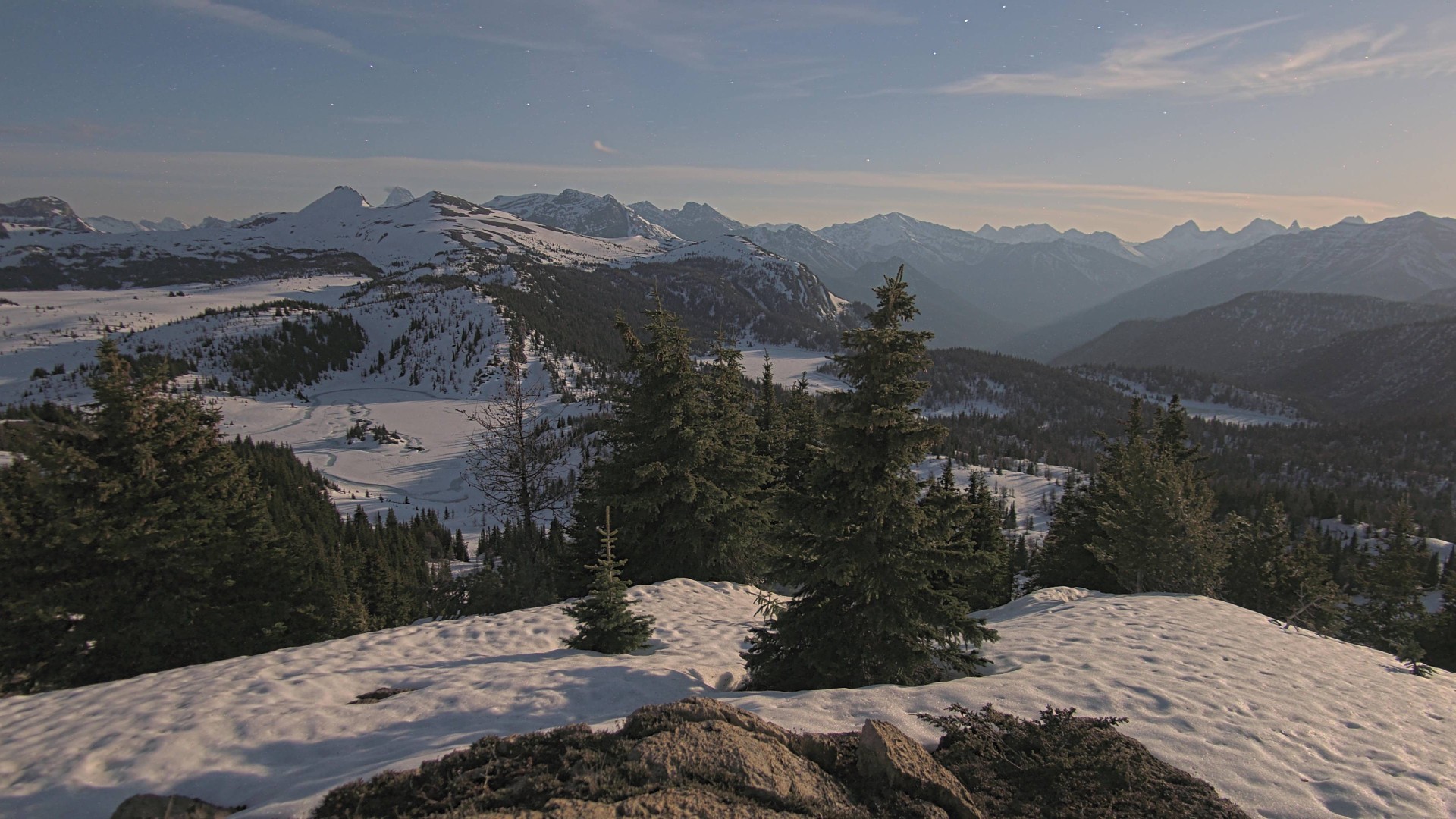 Archived image Webcam Panorama Rock Isle Lake