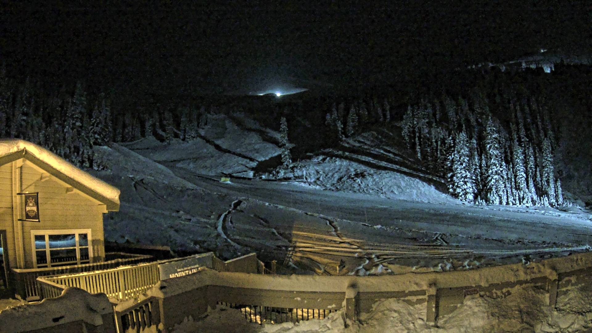 Archiv Foto Webcam Marmot Basin Mid Mountain, Alberta
