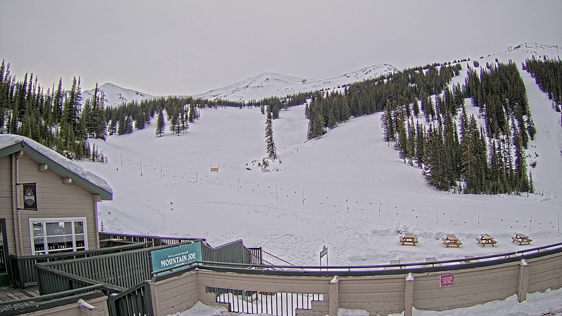 Archiv Foto Webcam Marmot Basin Mid Mountain, Alberta