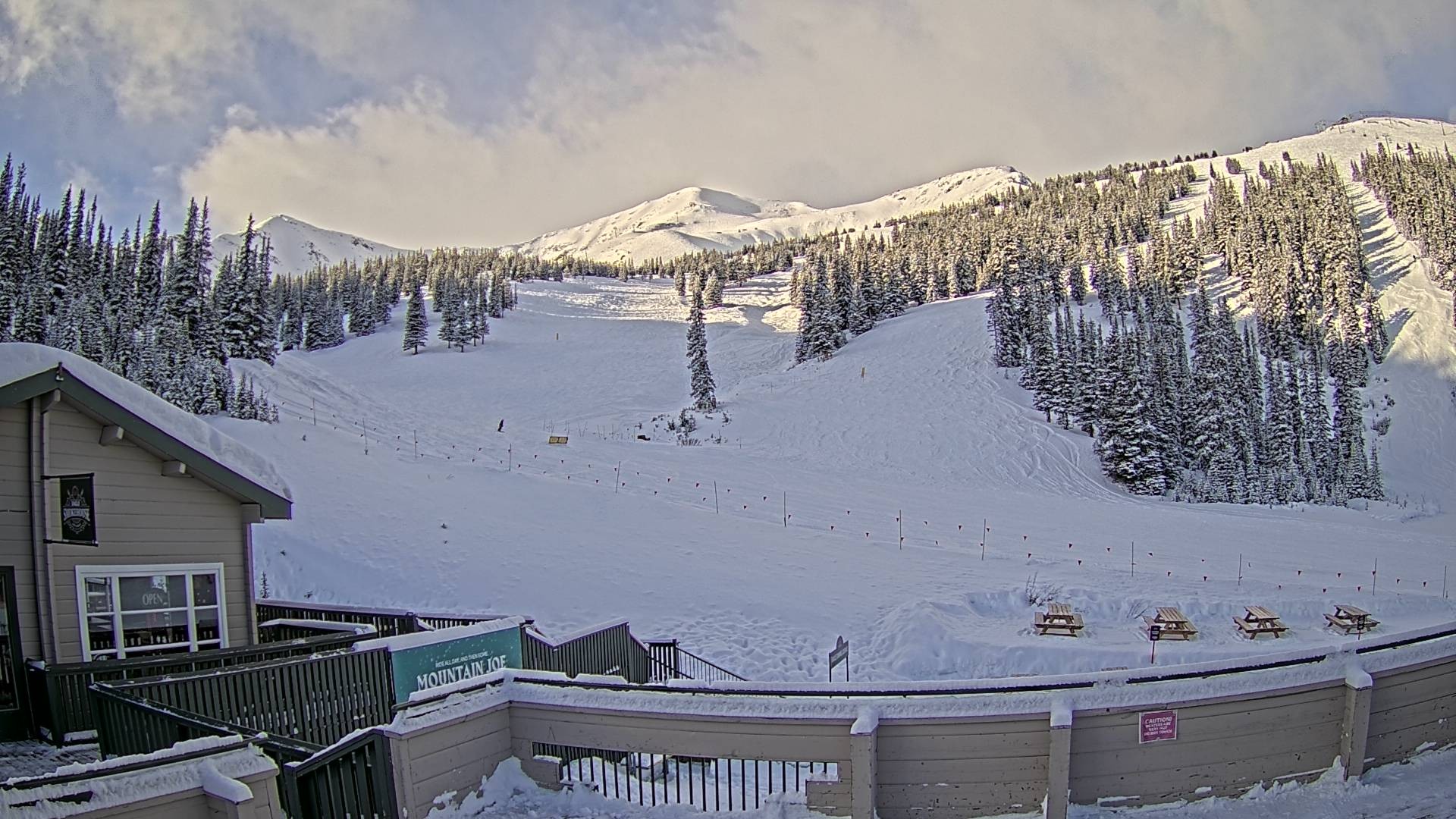 Archiv Foto Webcam Marmot Basin Mid Mountain, Alberta