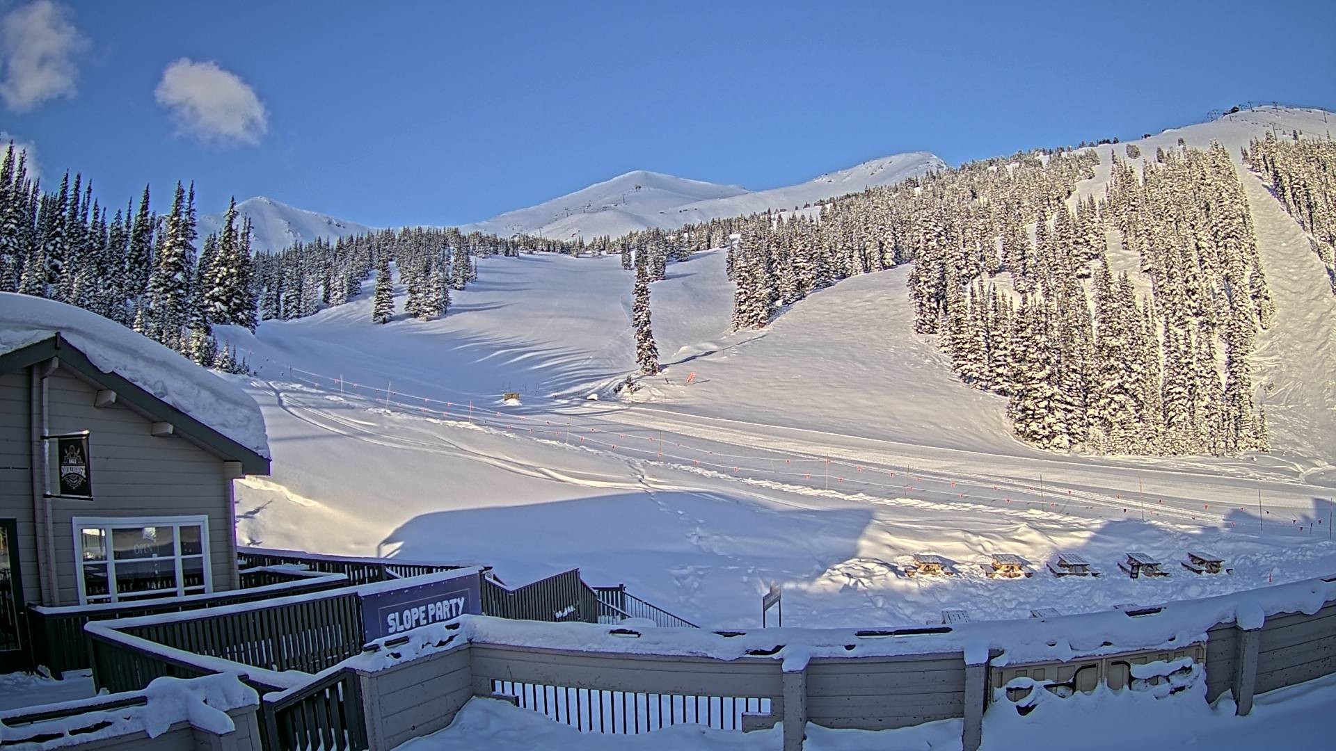 Archiv Foto Webcam Marmot Basin Mid Mountain, Alberta