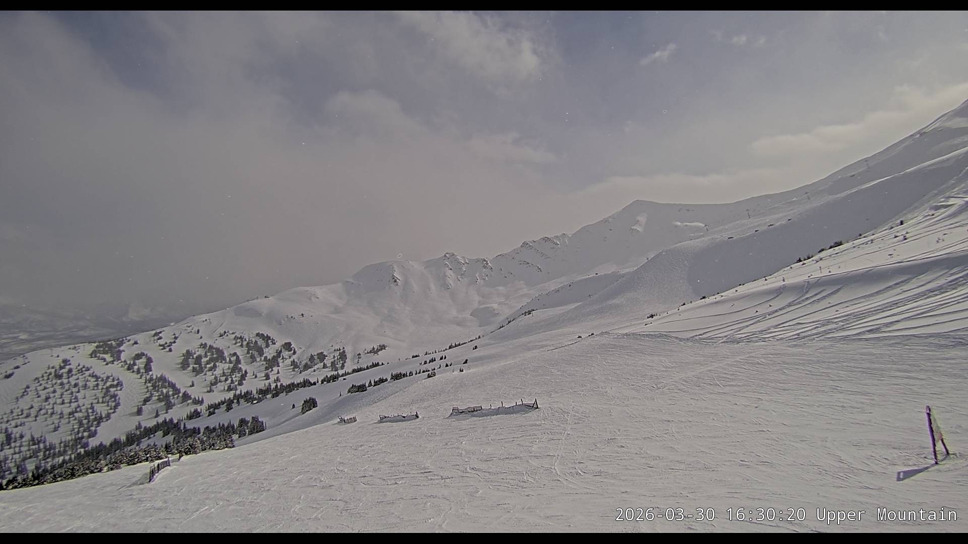 Archiv Foto Webcam Marmot Basin Upper Mountain, Alberta