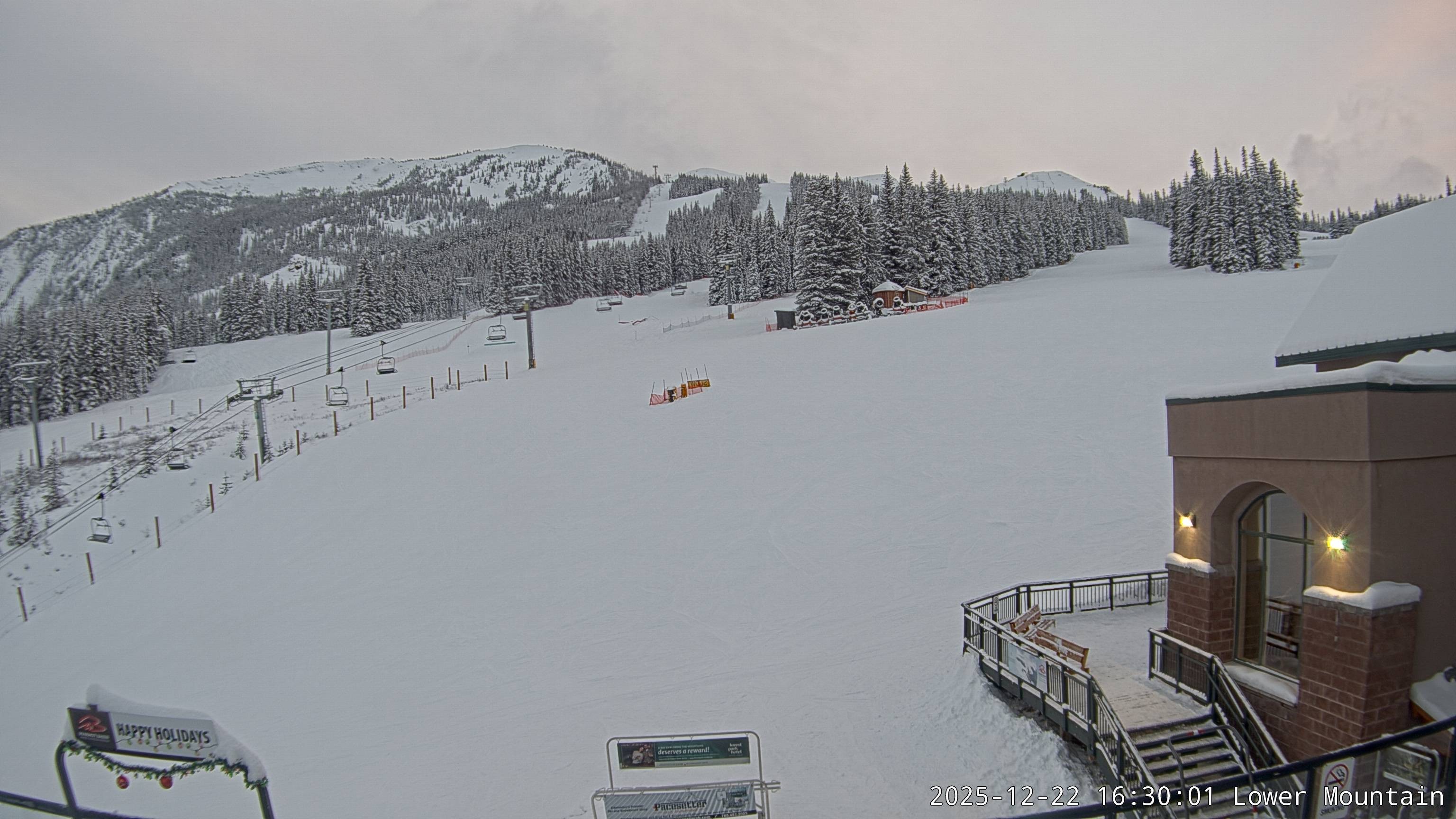 Archiv Foto Webcam Talstation Marmot Basin, Alberta
