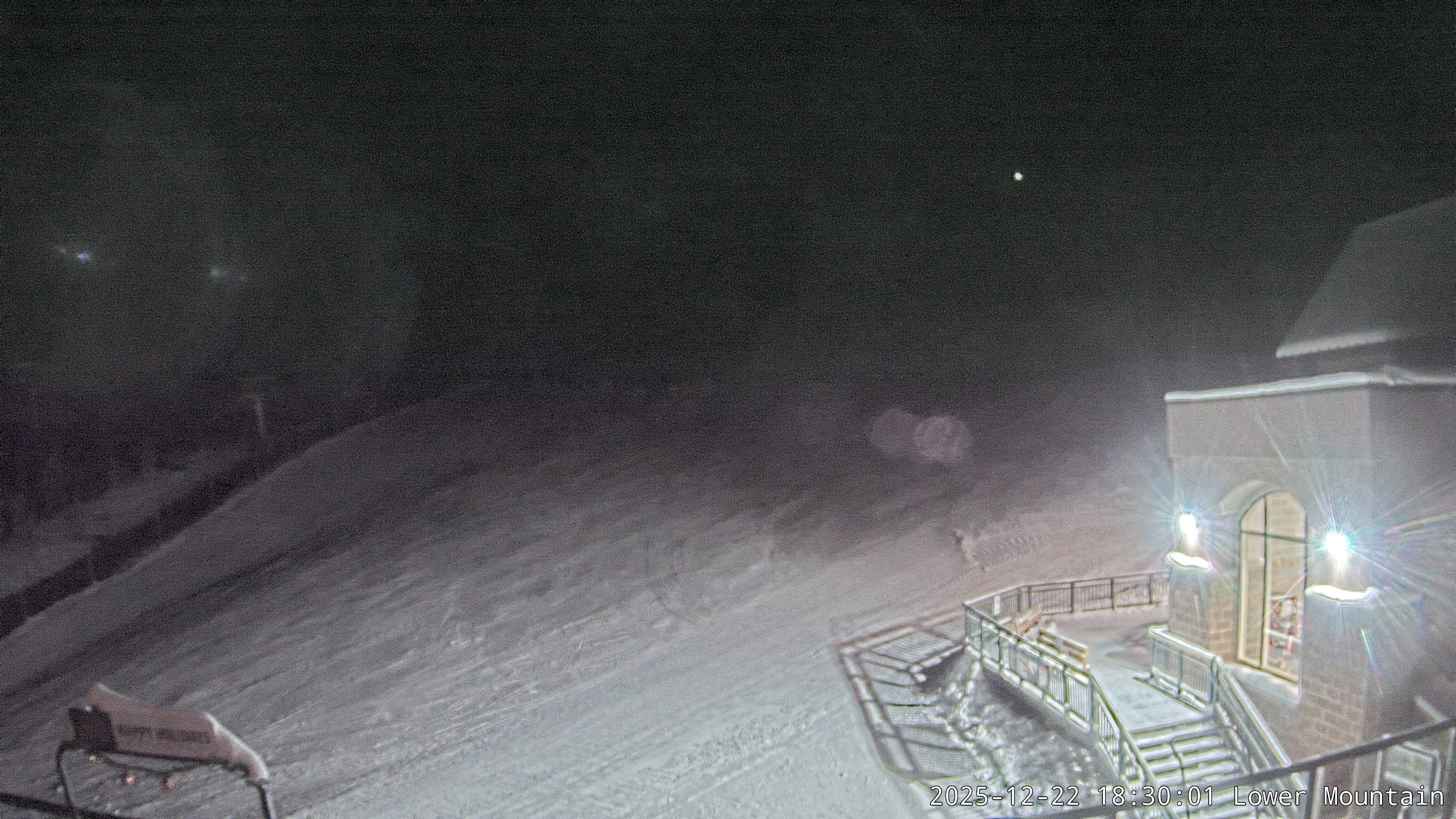 Archiv Foto Webcam Talstation Marmot Basin, Alberta