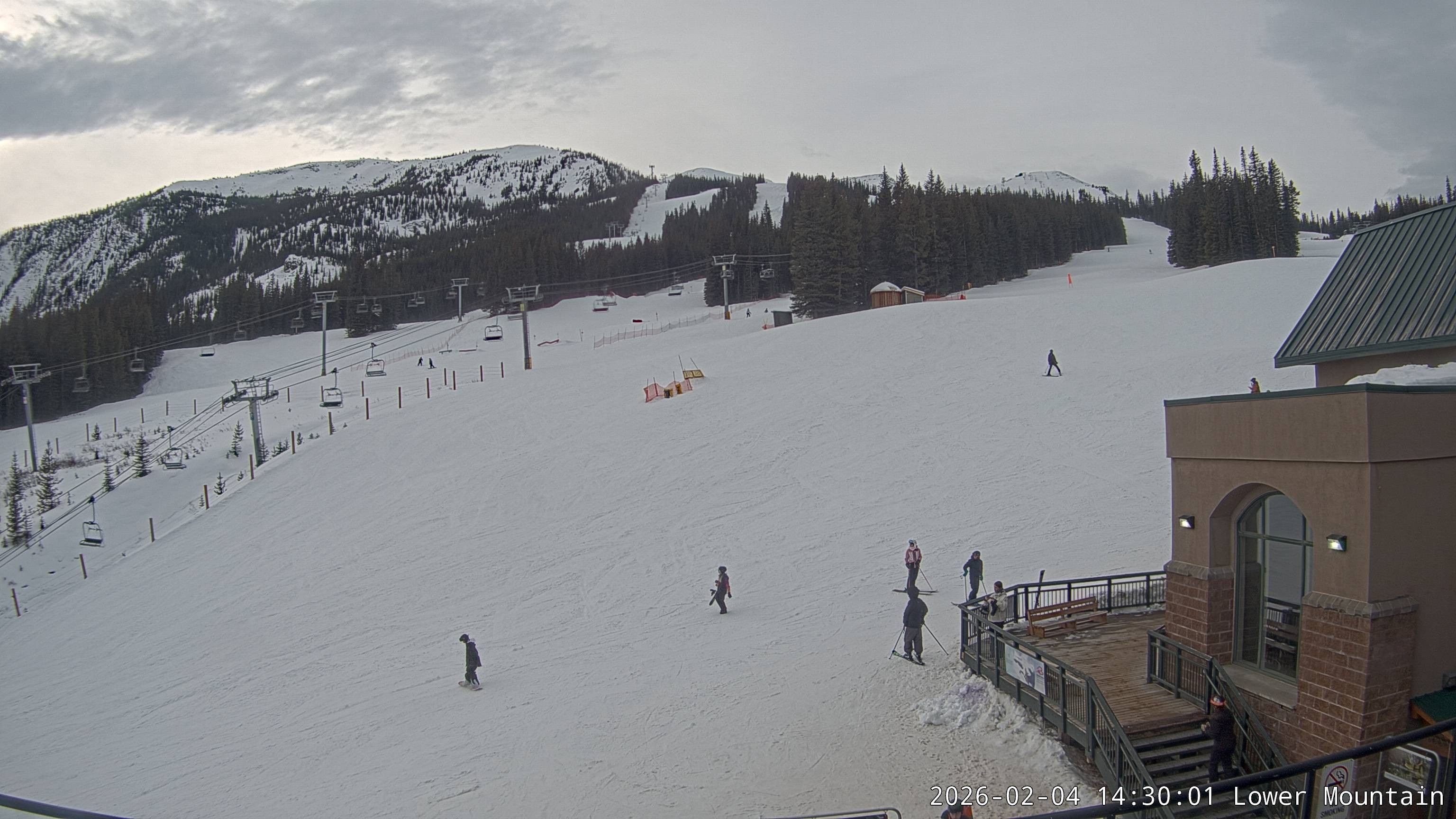 Archiv Foto Webcam Talstation Marmot Basin, Alberta
