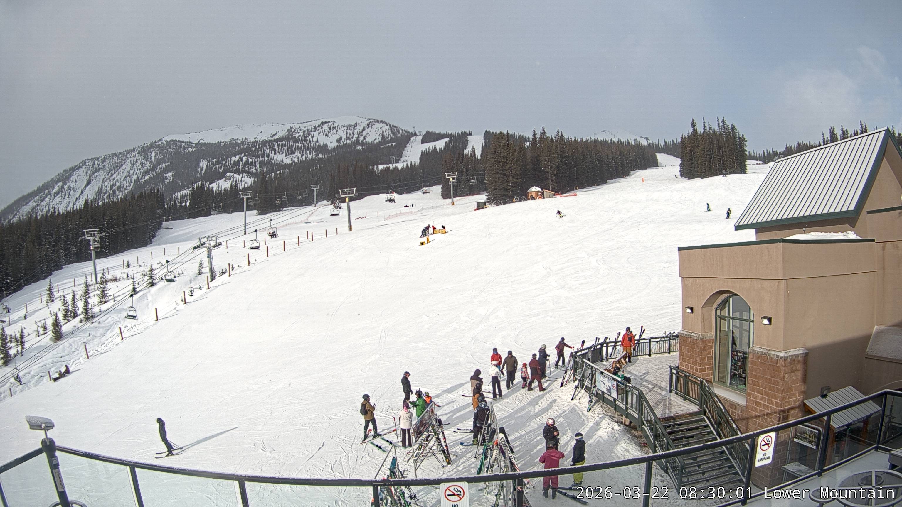 Archiv Foto Webcam Talstation Marmot Basin, Alberta