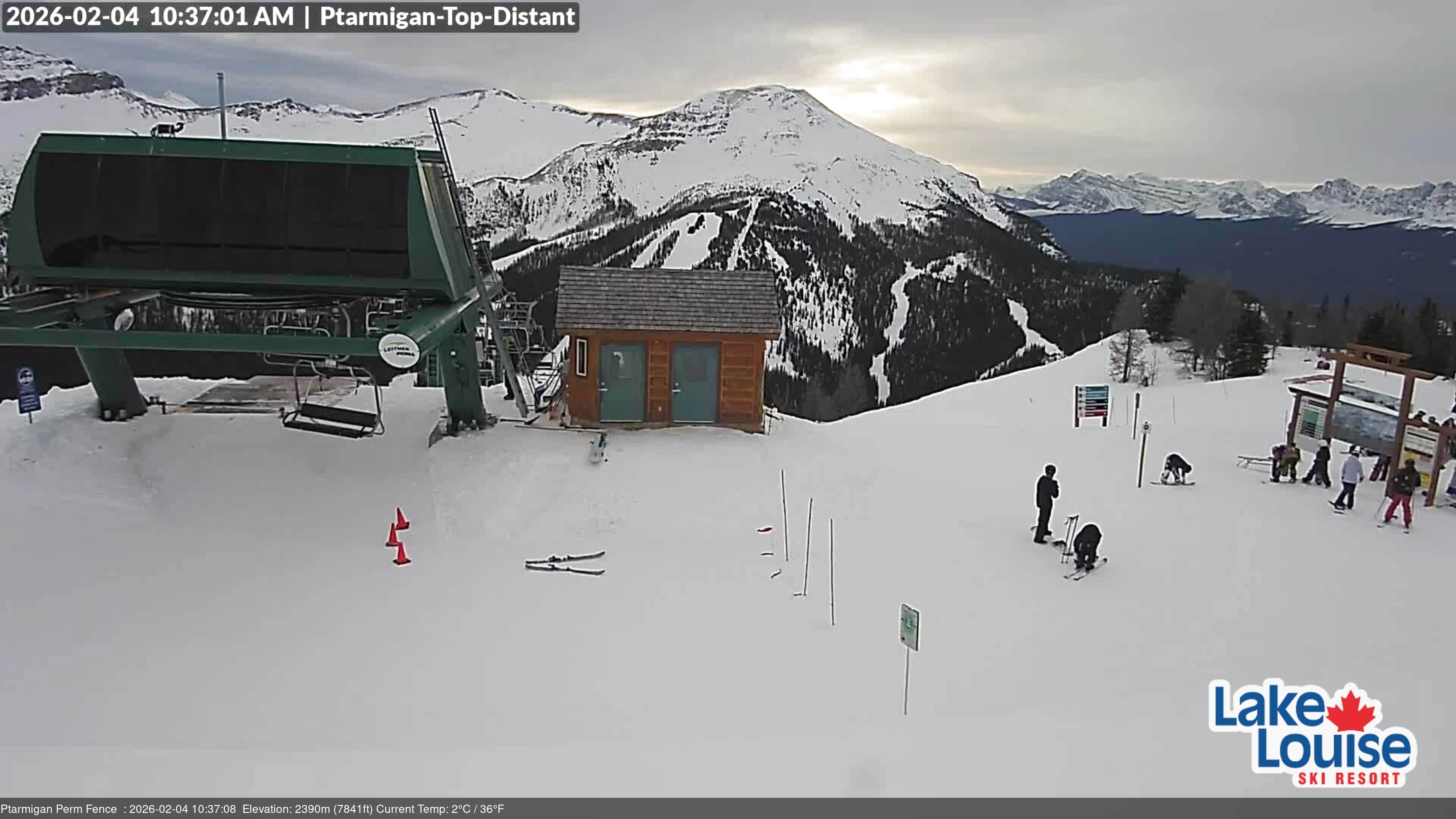 Archived image Webcam Outlook Chateau Lake Louise