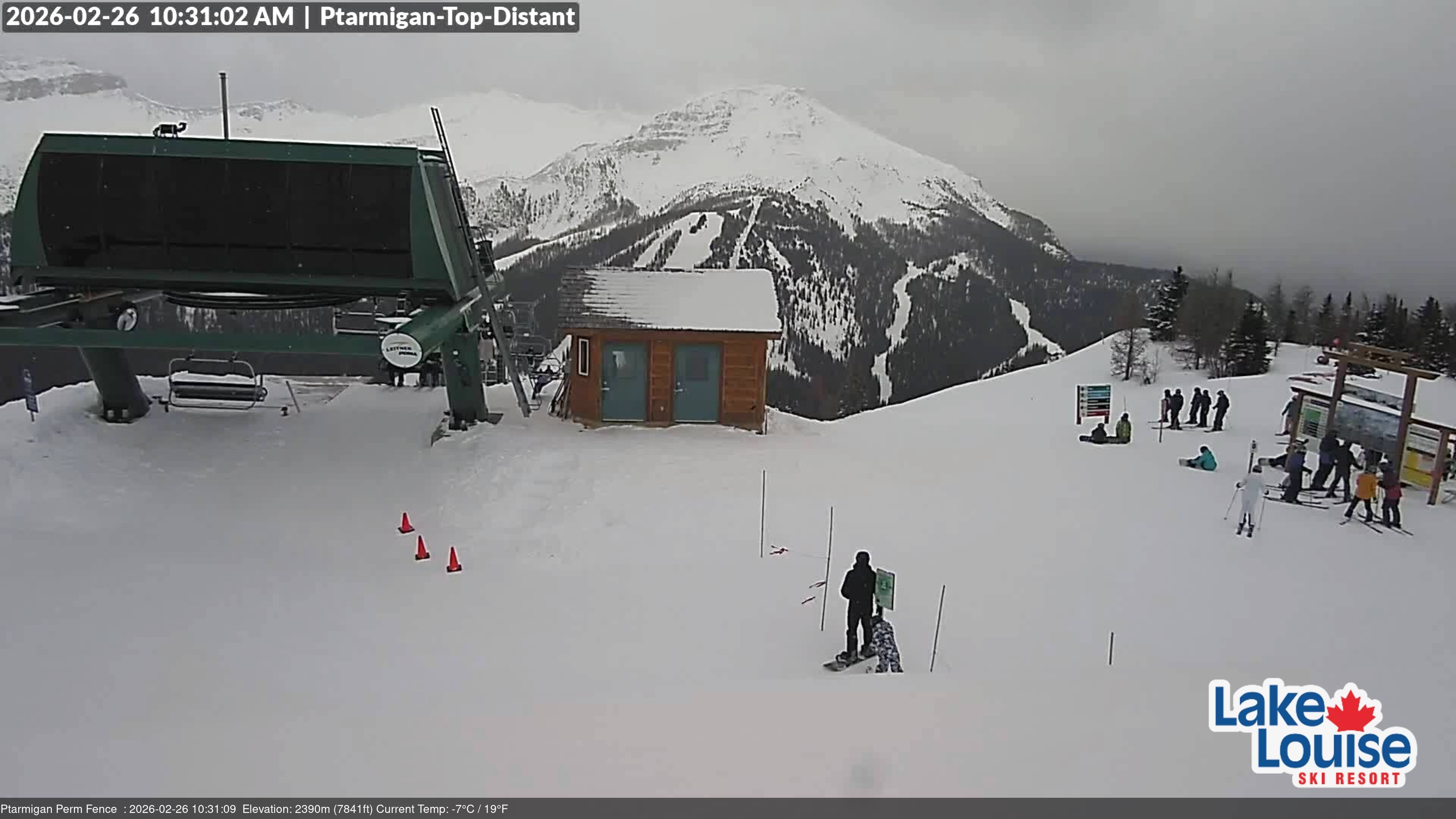 Archived image Webcam Outlook Chateau Lake Louise