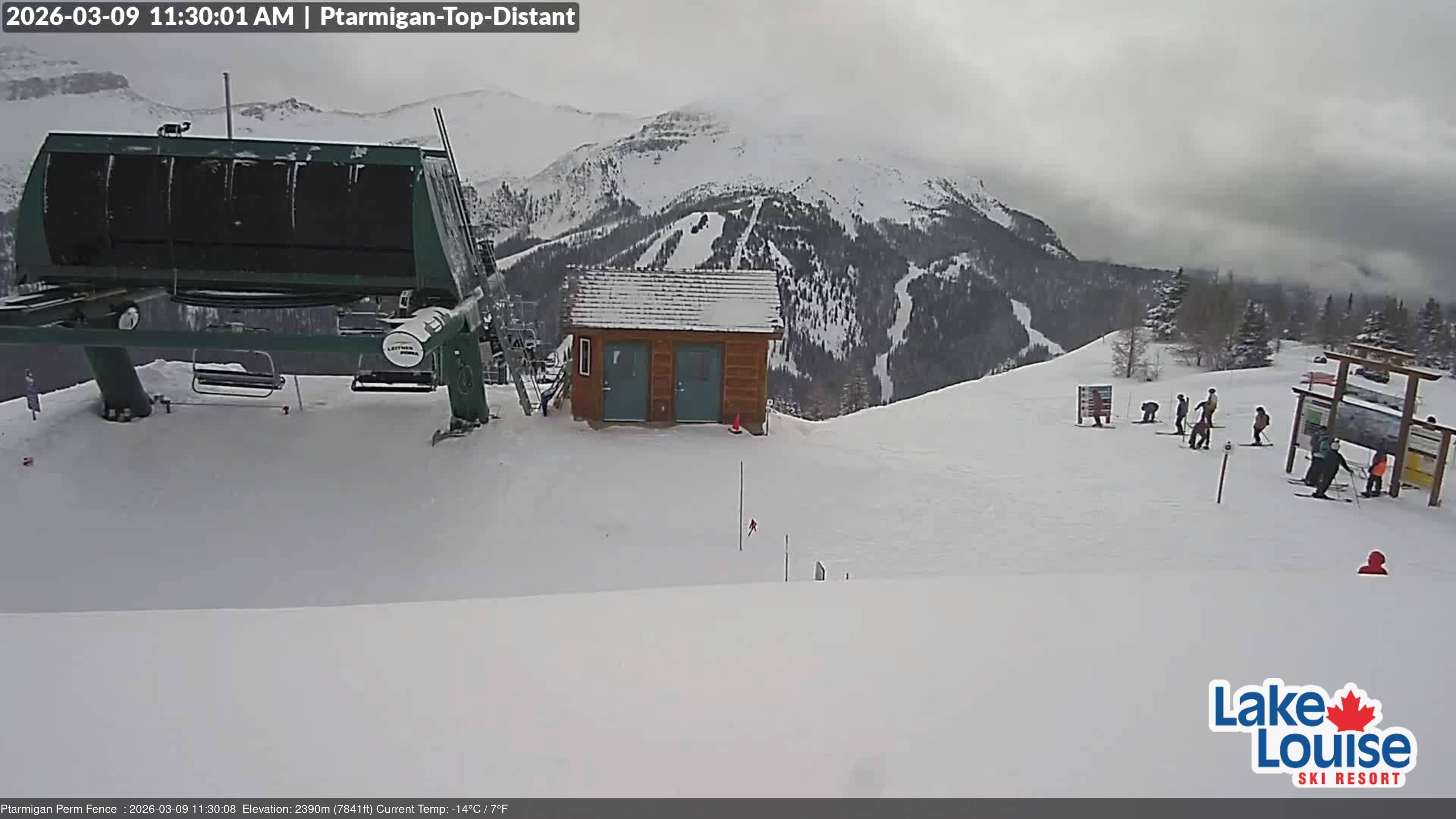 Archived image Webcam Outlook Chateau Lake Louise