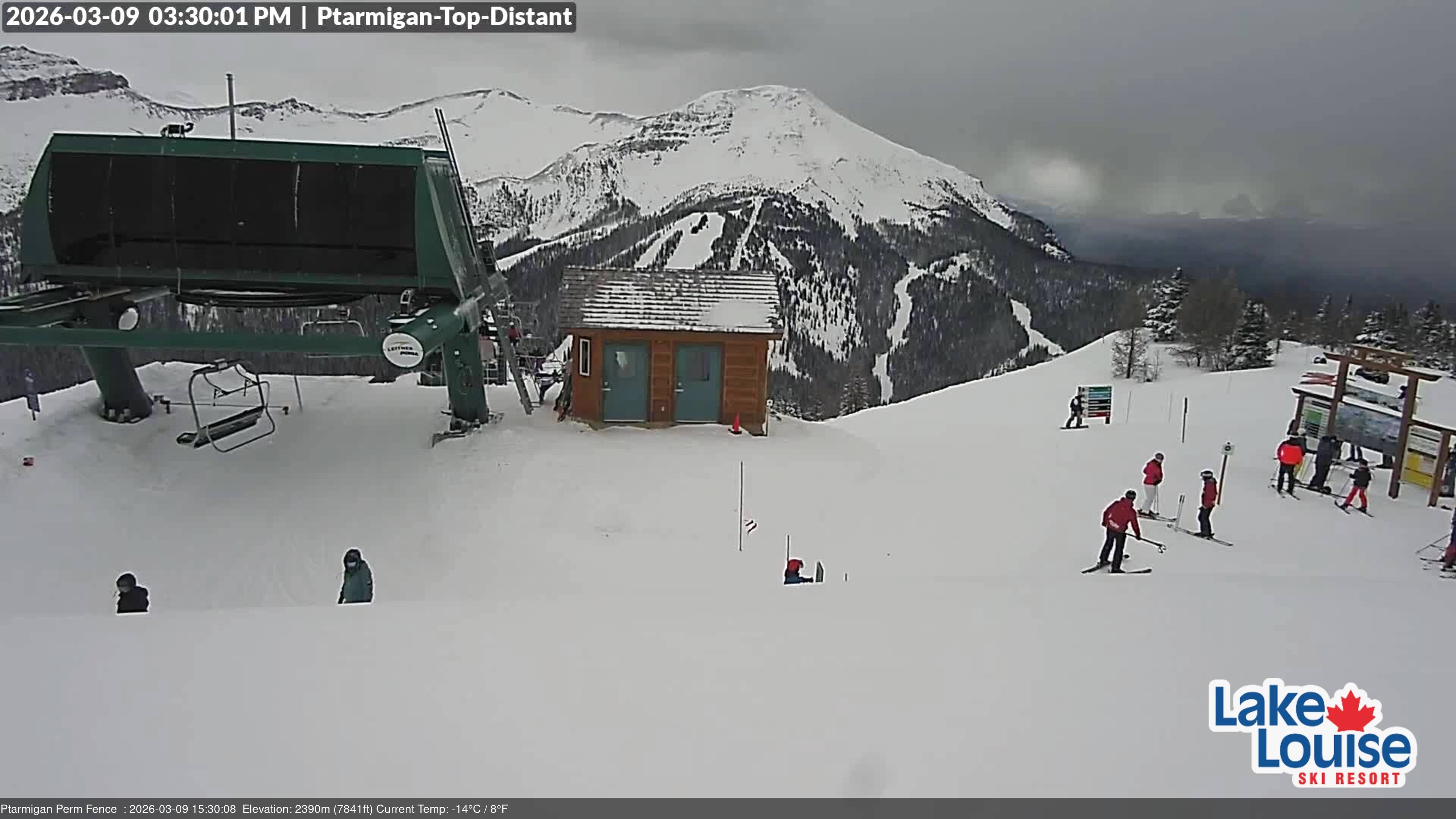 Archived image Webcam Outlook Chateau Lake Louise