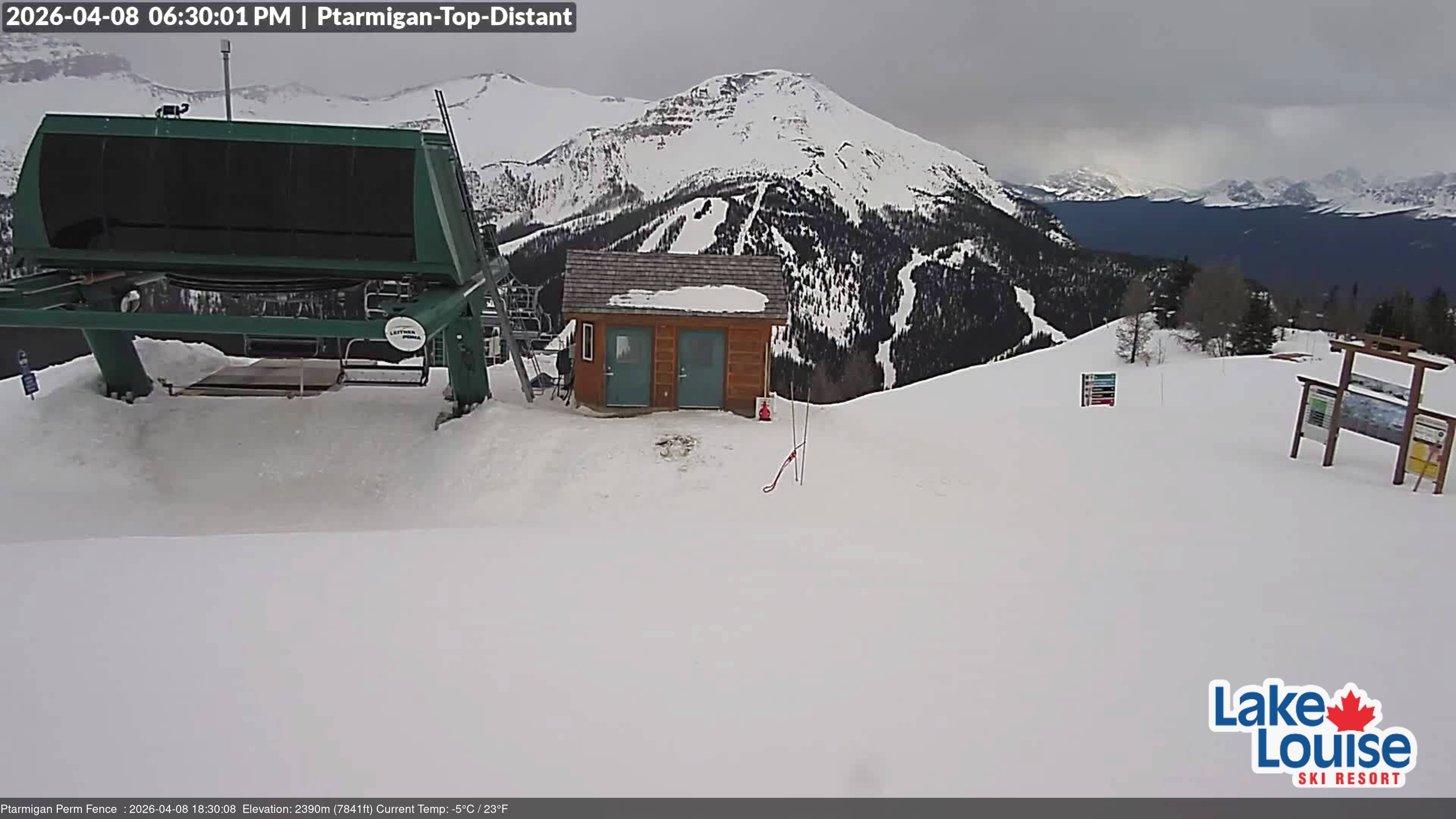 Archived image Webcam Outlook Chateau Lake Louise