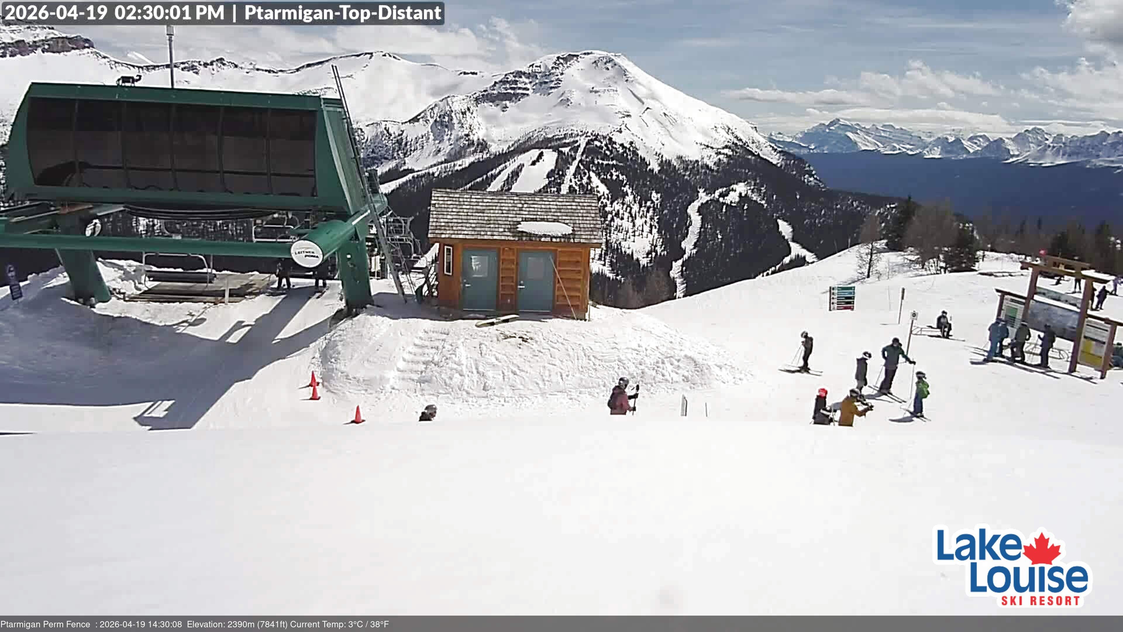 Archived image Webcam Outlook Chateau Lake Louise