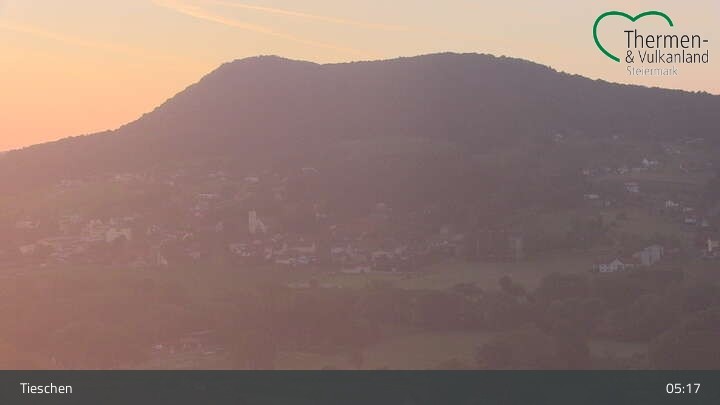 Archiv Foto Webcam Ortsblick Tieschen