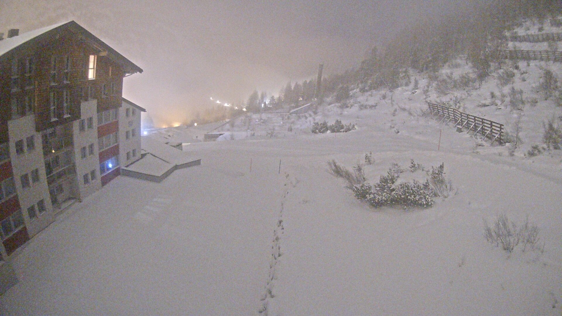 Archiv Foto Webcam Obertauern – Blick Hotel Enzian