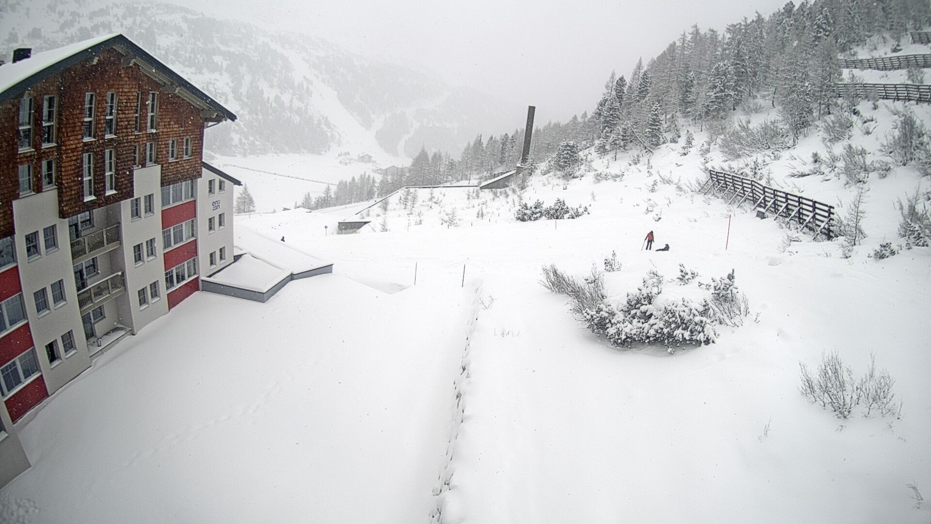 Archiv Foto Webcam Obertauern – Blick Hotel Enzian