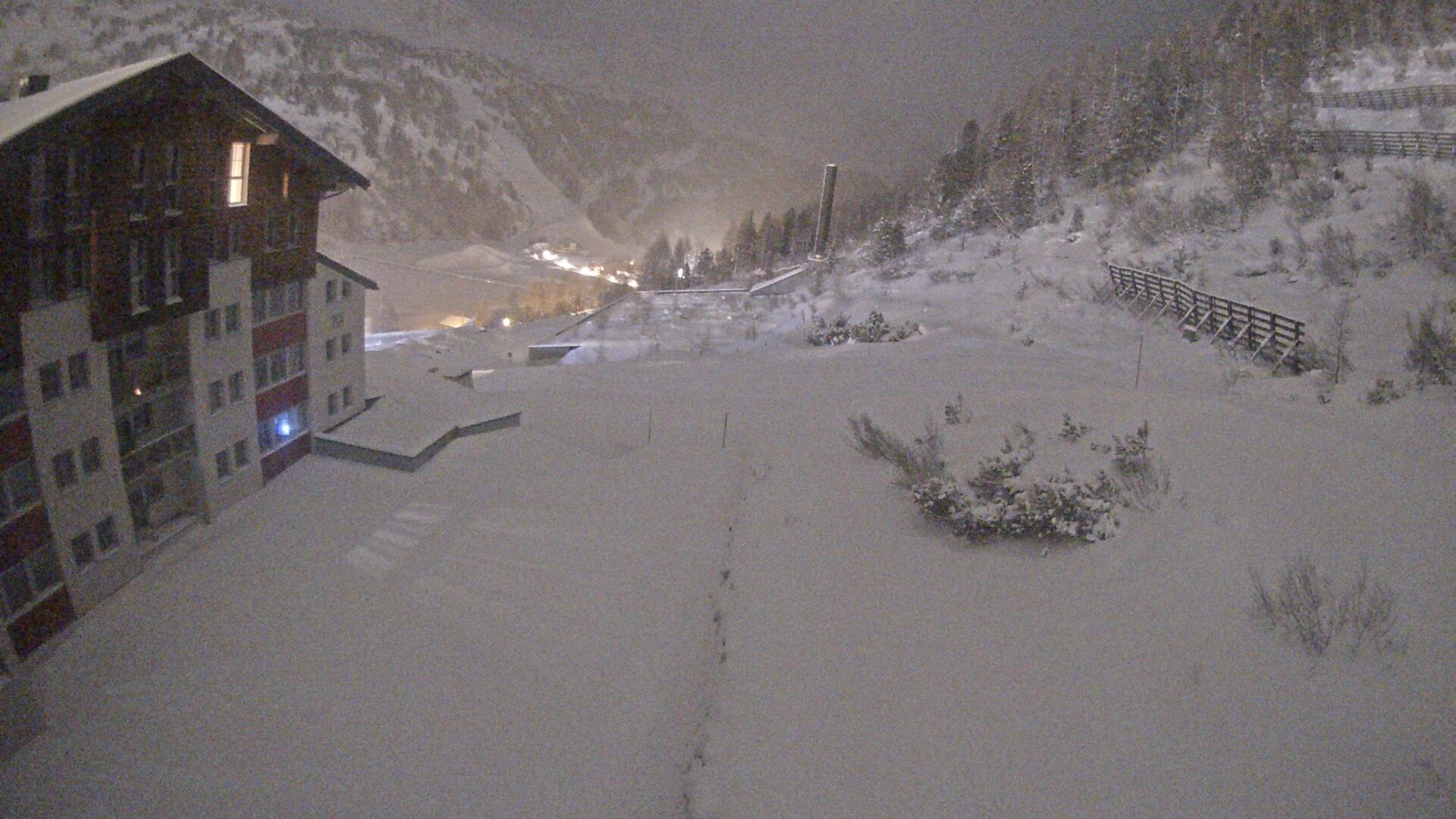 Archiv Foto Webcam Obertauern – Blick Hotel Enzian