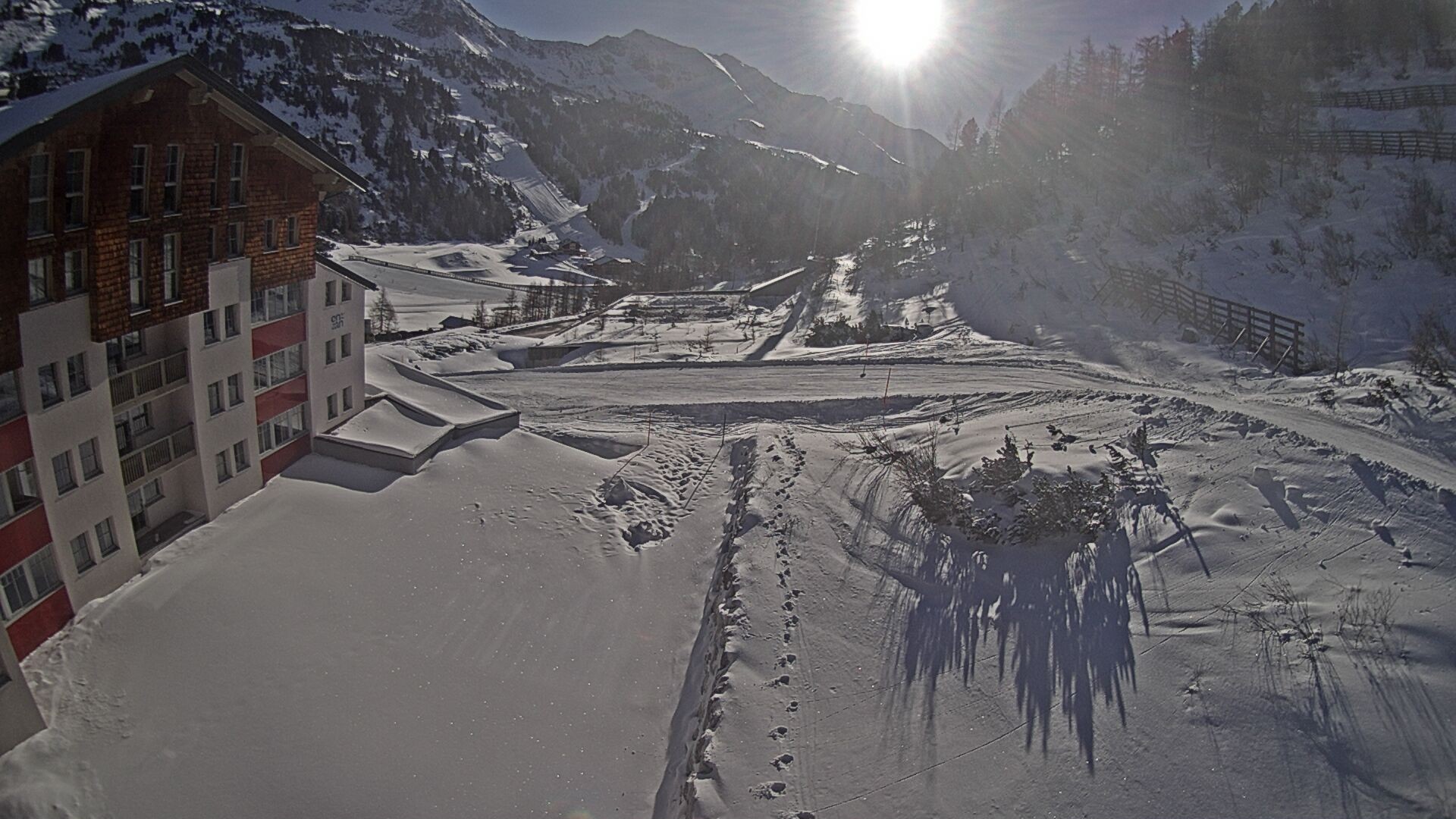 Archiv Foto Webcam Obertauern – Blick Hotel Enzian