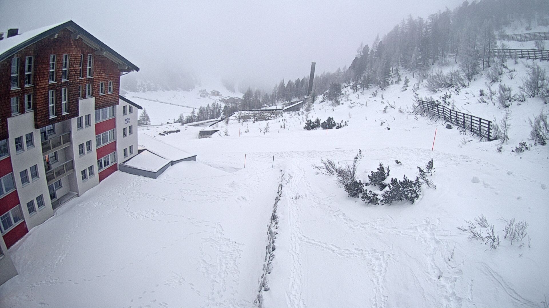 Archiv Foto Webcam Obertauern – Blick Hotel Enzian