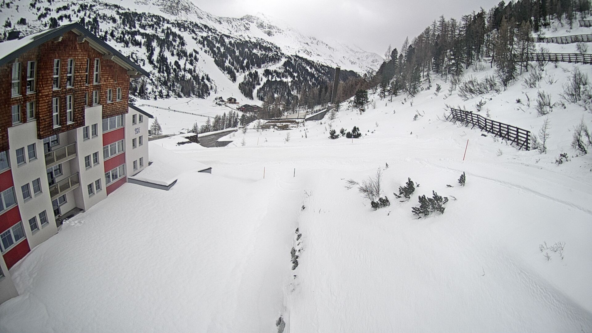 Archiv Foto Webcam Obertauern – Blick Hotel Enzian
