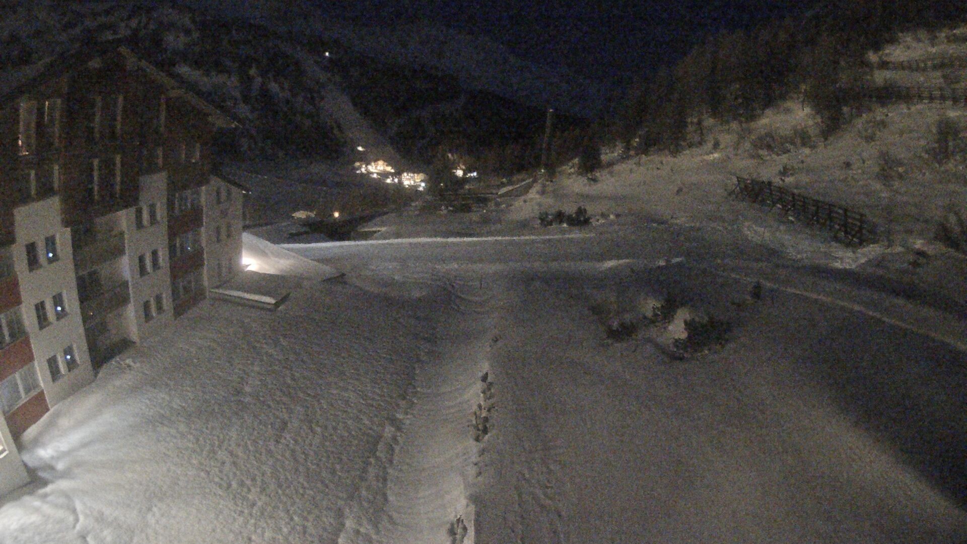 Archiv Foto Webcam Obertauern – Blick Hotel Enzian