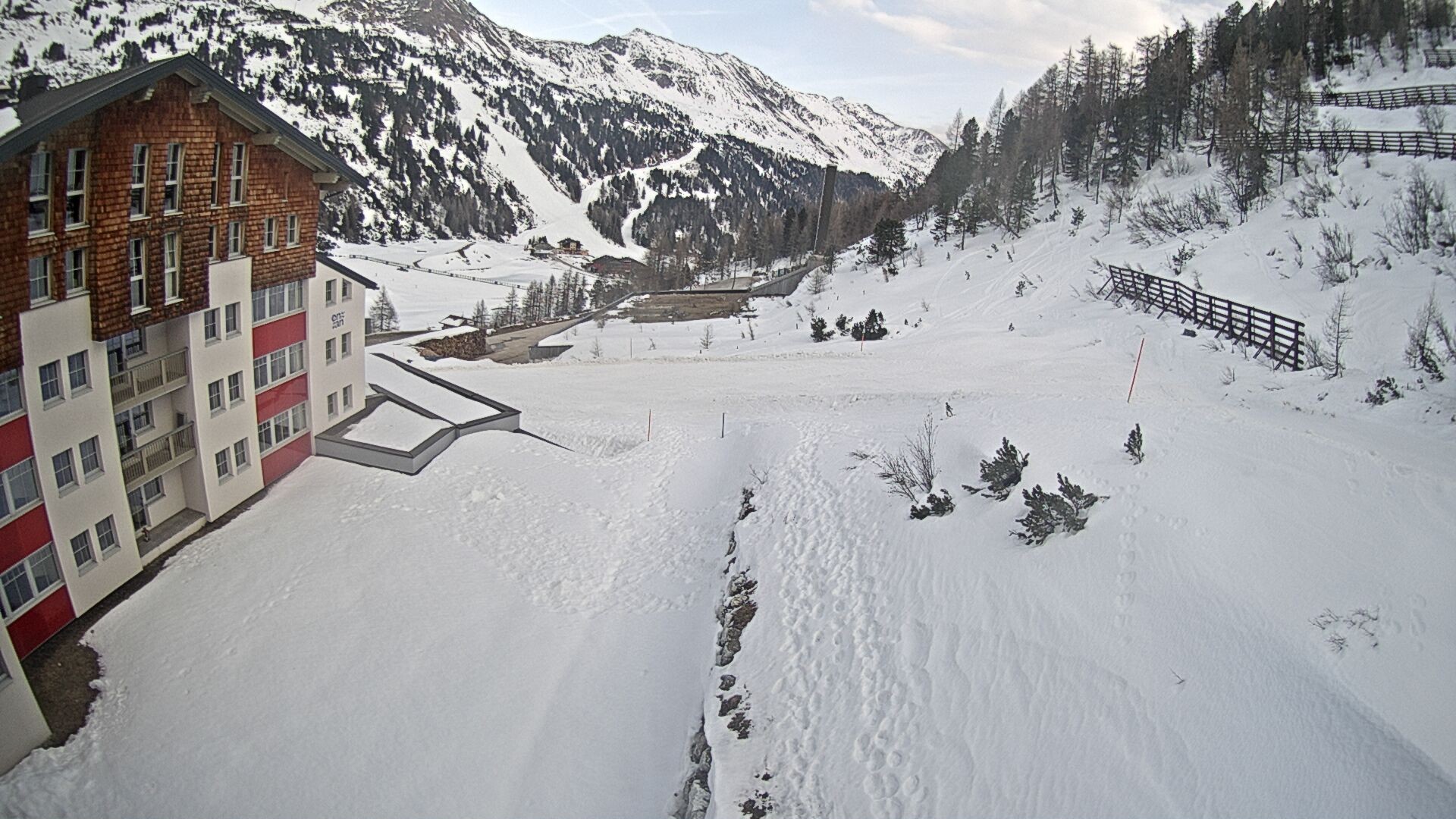 Archiv Foto Webcam Obertauern – Blick Hotel Enzian