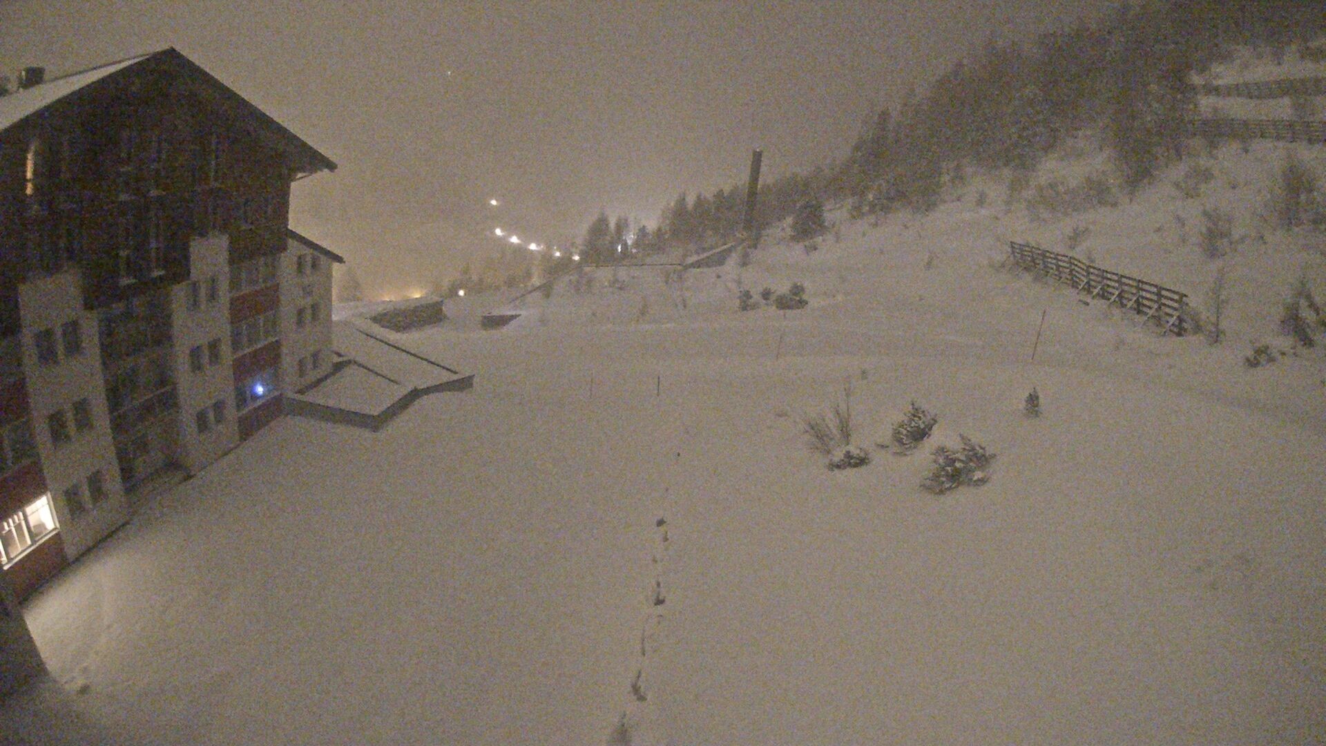 Archiv Foto Webcam Obertauern – Blick Hotel Enzian