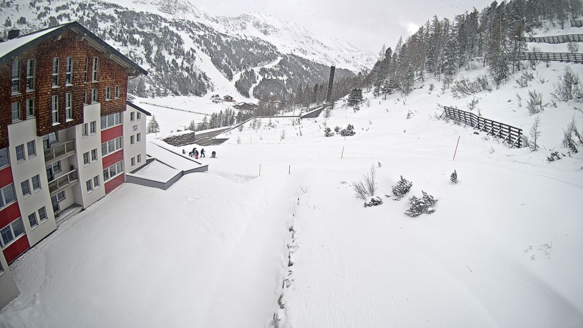 Archiv Foto Webcam Obertauern – Blick Hotel Enzian