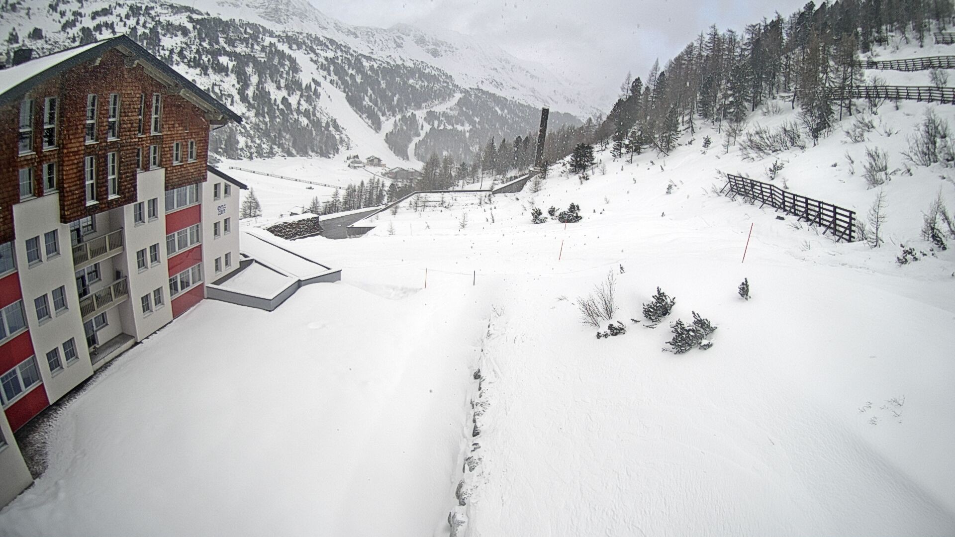 Archiv Foto Webcam Obertauern – Blick Hotel Enzian