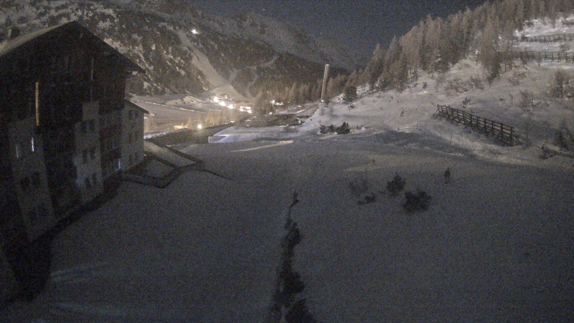 Archiv Foto Webcam Obertauern – Blick Hotel Enzian