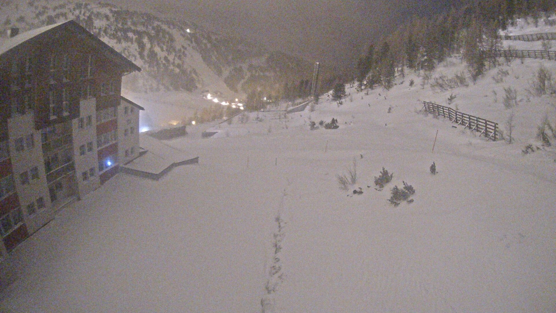 Archiv Foto Webcam Obertauern – Blick Hotel Enzian