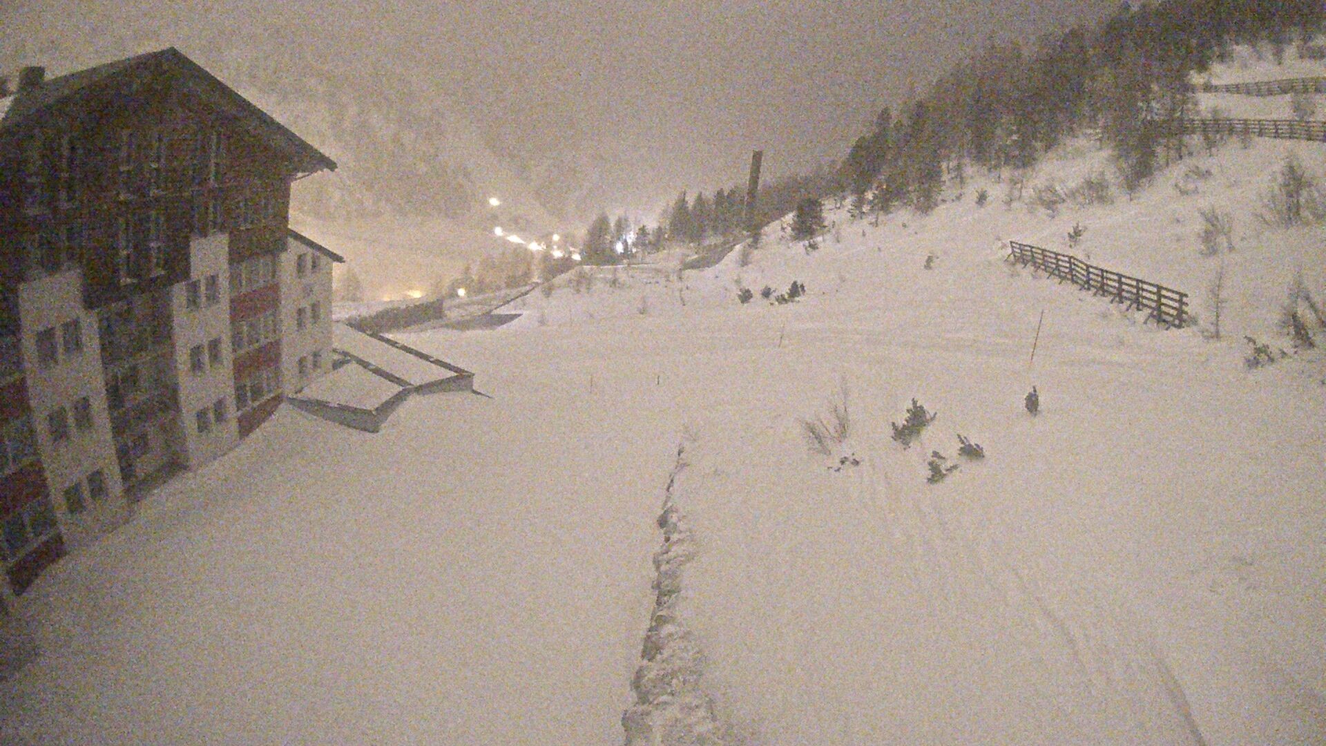 Archiv Foto Webcam Obertauern – Blick Hotel Enzian