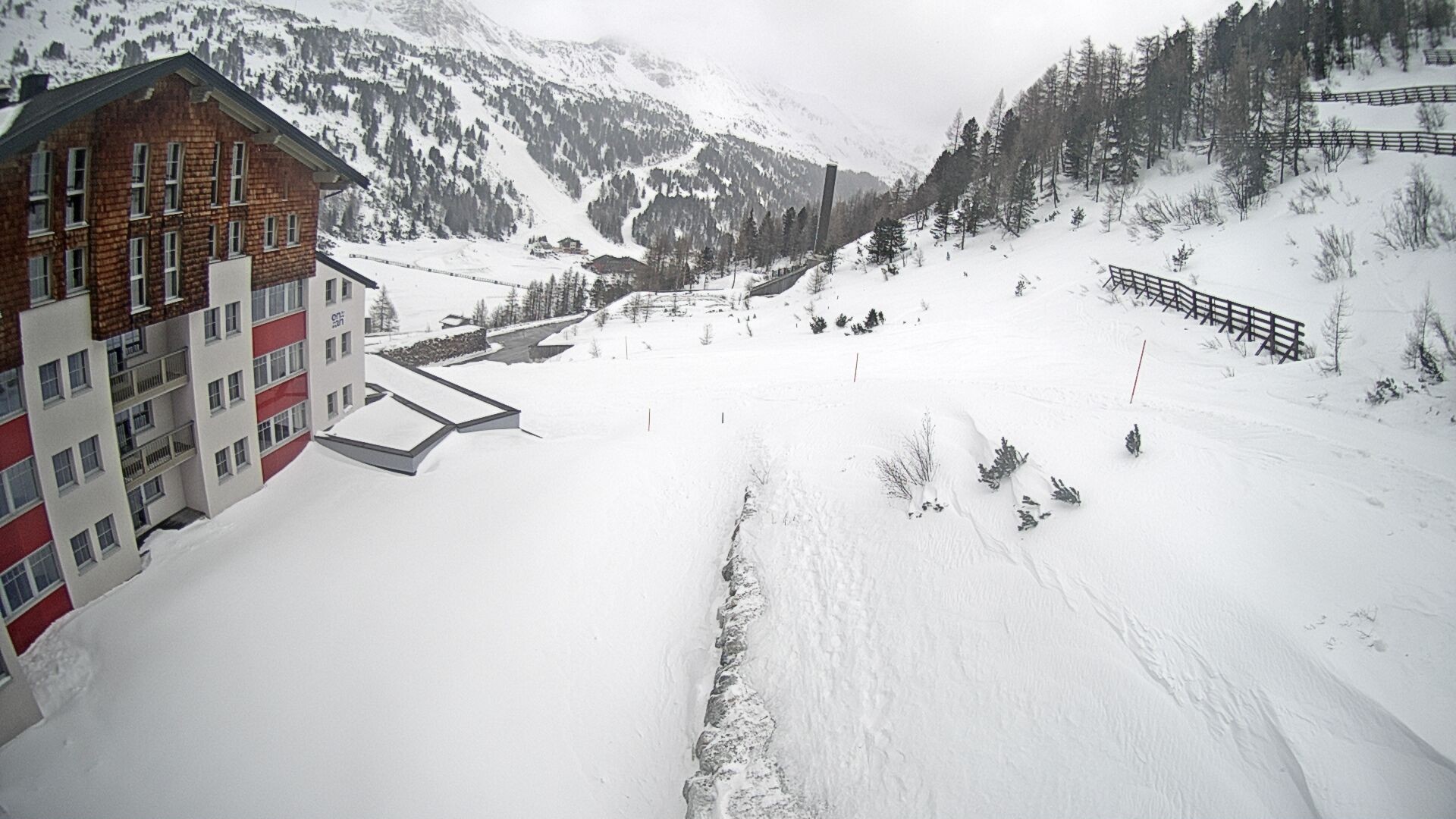 Archiv Foto Webcam Obertauern – Blick Hotel Enzian