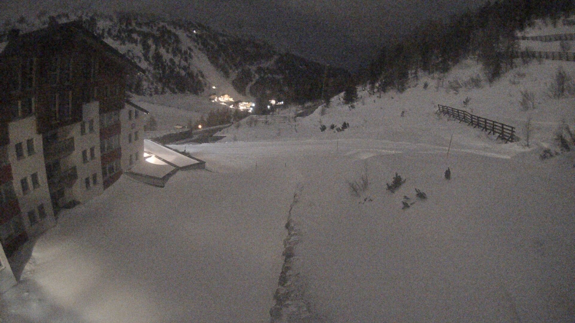 Archiv Foto Webcam Obertauern – Blick Hotel Enzian