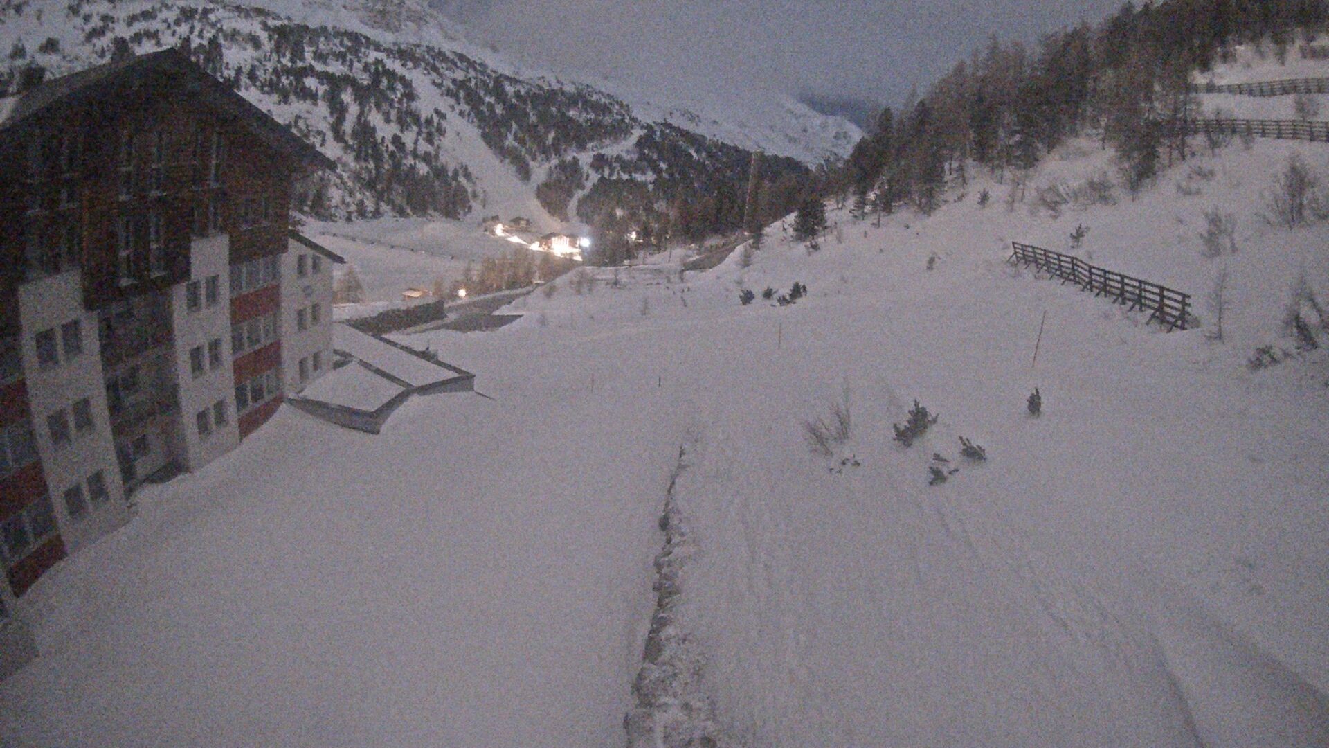 Archiv Foto Webcam Obertauern – Blick Hotel Enzian