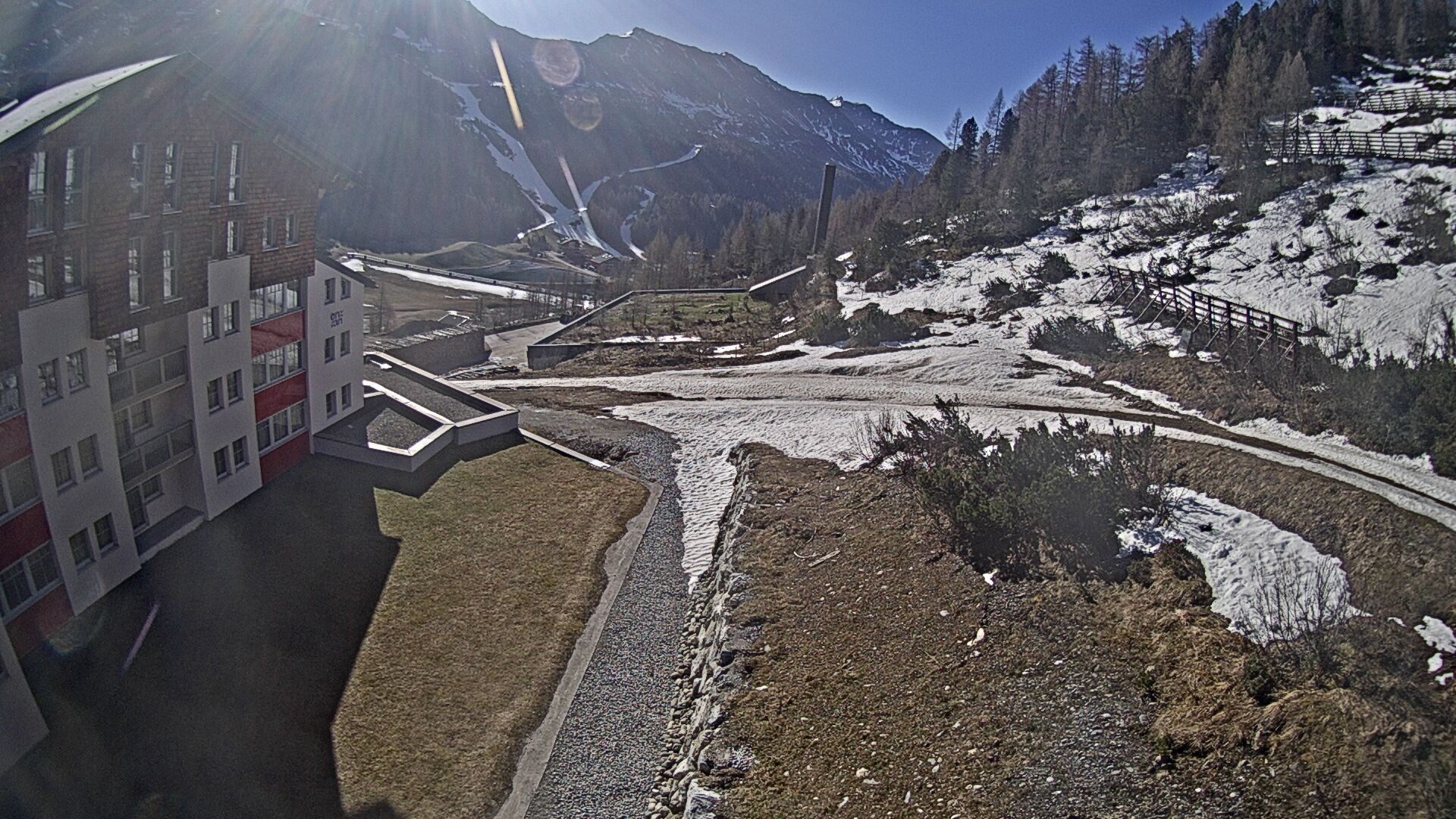 Archived image Webcam Ausblick Hotel Enzian in Obertauern