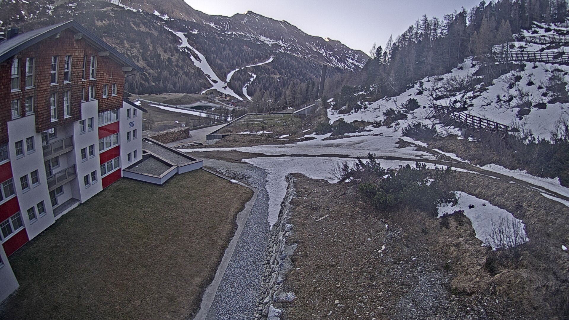 Archiv Foto Webcam Obertauern – Blick Hotel Enzian